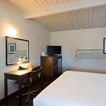 Days Inn By Wyndham Chowchilla Gateway To Yosemite Ngoại thất bức ảnh