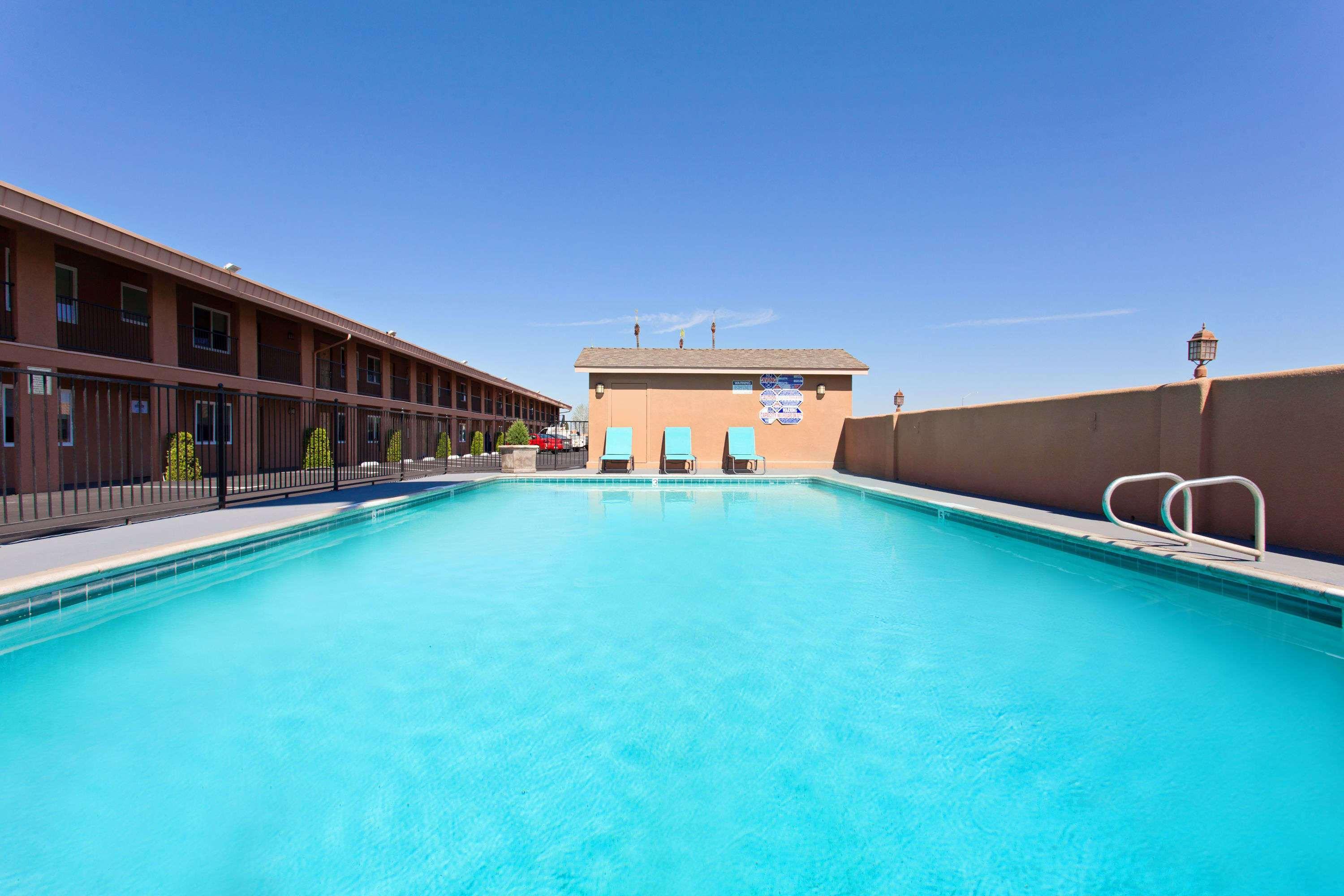 Days Inn By Wyndham Chowchilla Gateway To Yosemite Ngoại thất bức ảnh